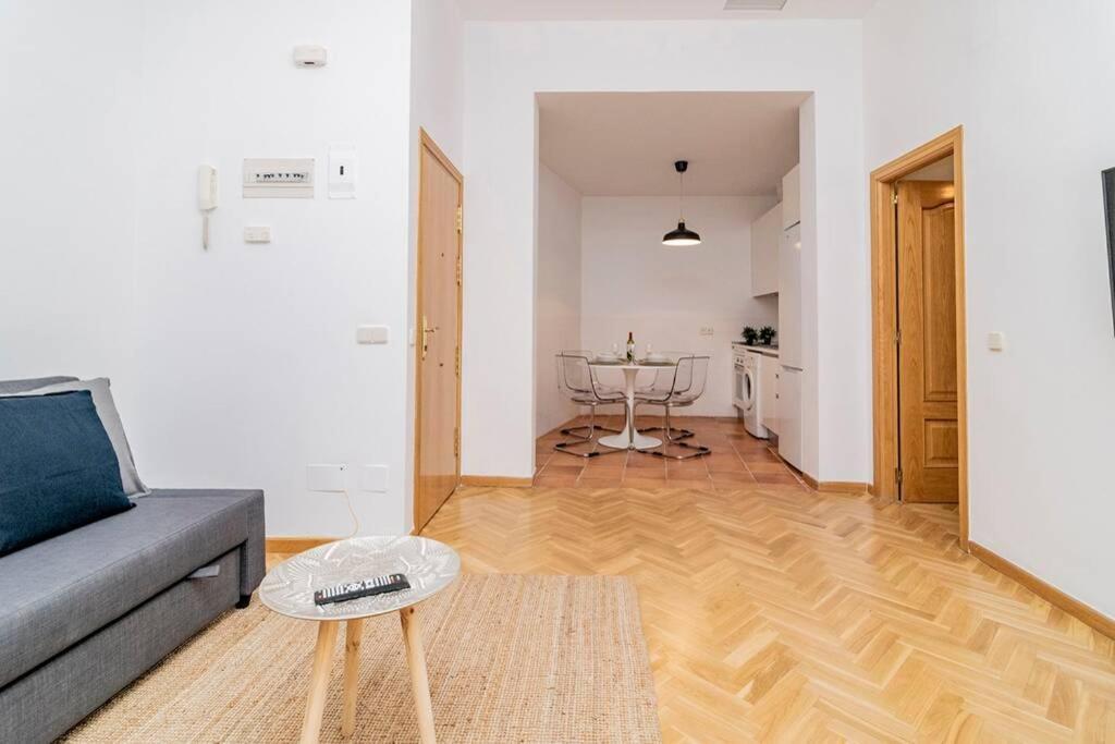 Bello Apartamento En Centro De Madrid, C/Infantas 1-3 By Batuecas Kültér fotó