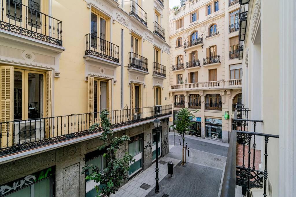 Bello Apartamento En Centro De Madrid, C/Infantas 1-3 By Batuecas Kültér fotó